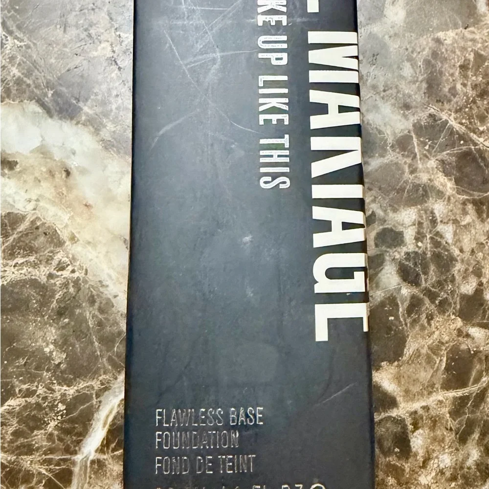 IL MAKIAGE Foundation Bottle - Light Beige